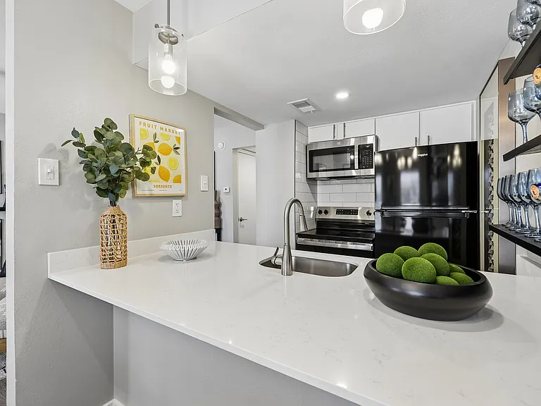 The Milo Apartments — Photo 15