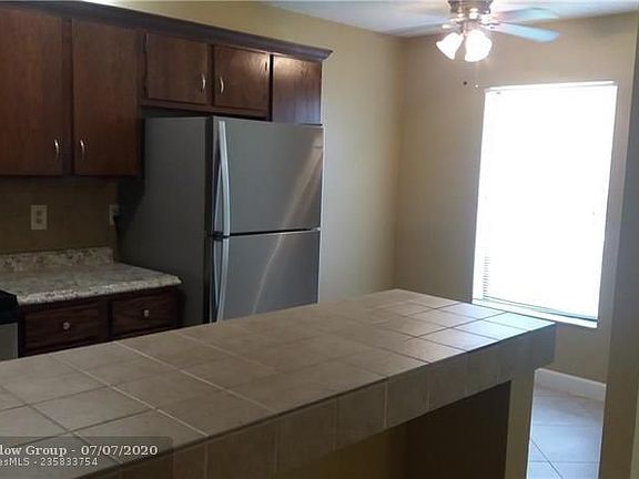 5th image of 5501 Courtyard Dr #5501