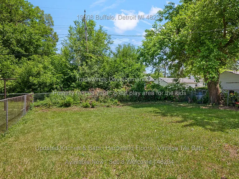 19608 Buffalo St — Photo 14
