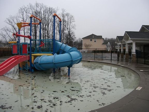 2nd image of 114 Tulip Dr