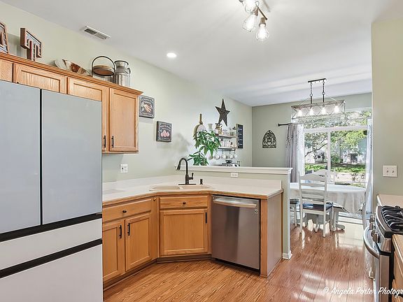 5th image of 2886 Falling Waters Ln