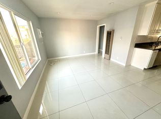 632 N Manhattan Pl APT 7, Los Angeles, CA 90004