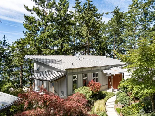 222 Rhodena Drive, Coupeville, WA 98239