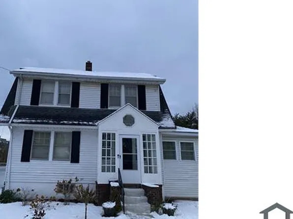 46 Vernon Pl, Stamford, CT 06902