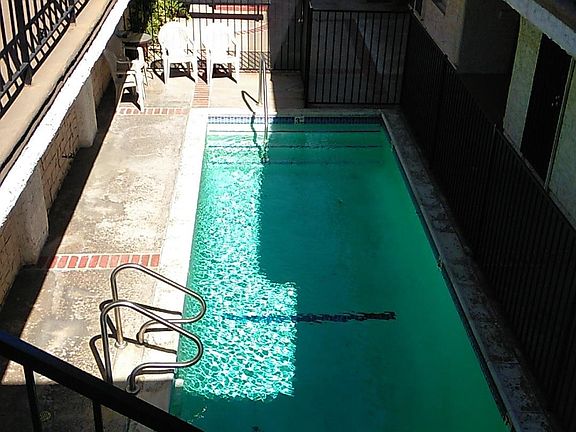 2nd image of 6907 Whitsett Ave #217