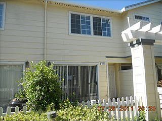 1st image of 1031 Beaconfield Ct
