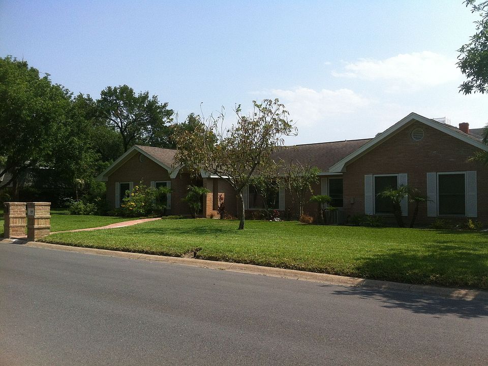 100 E. Whitewing Avenue