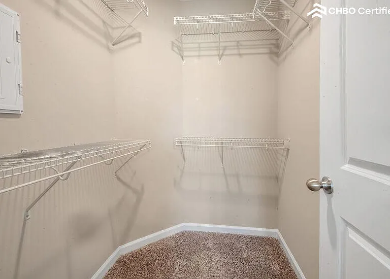 616 Lafayette Rd — Photo 24