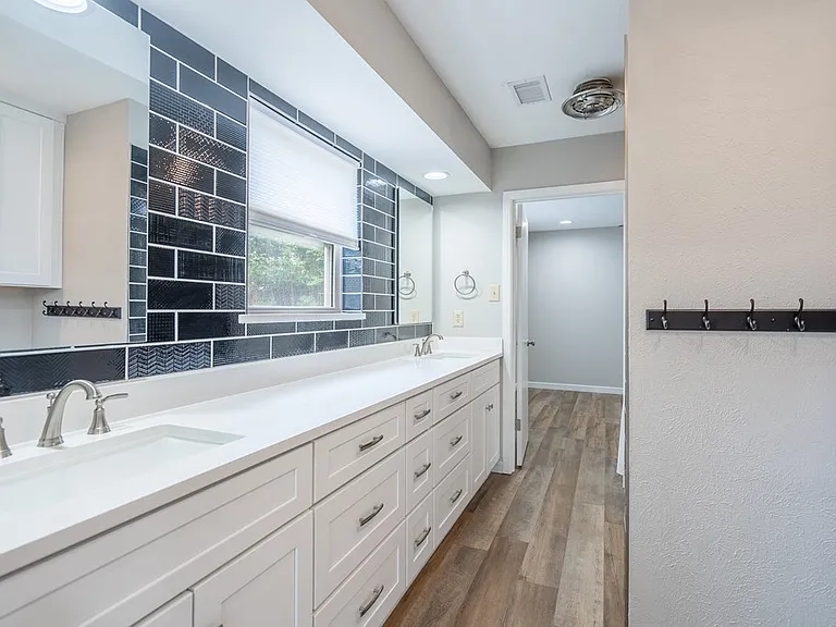 2809 Marmon Dr — Photo 23