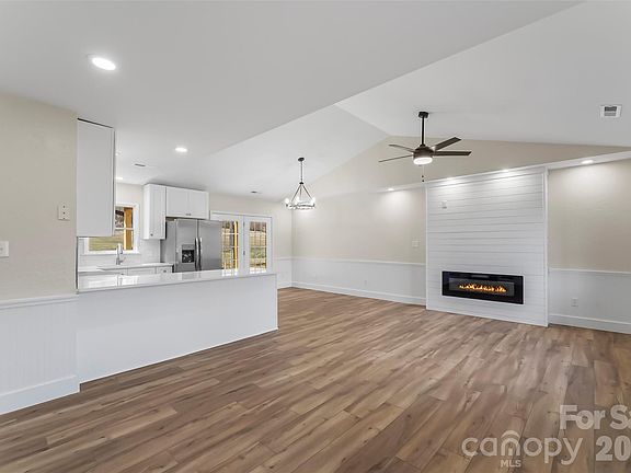 5th image of 99 Hawkins Rd