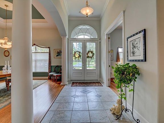3rd image of 1740 Timber Oaks Ct