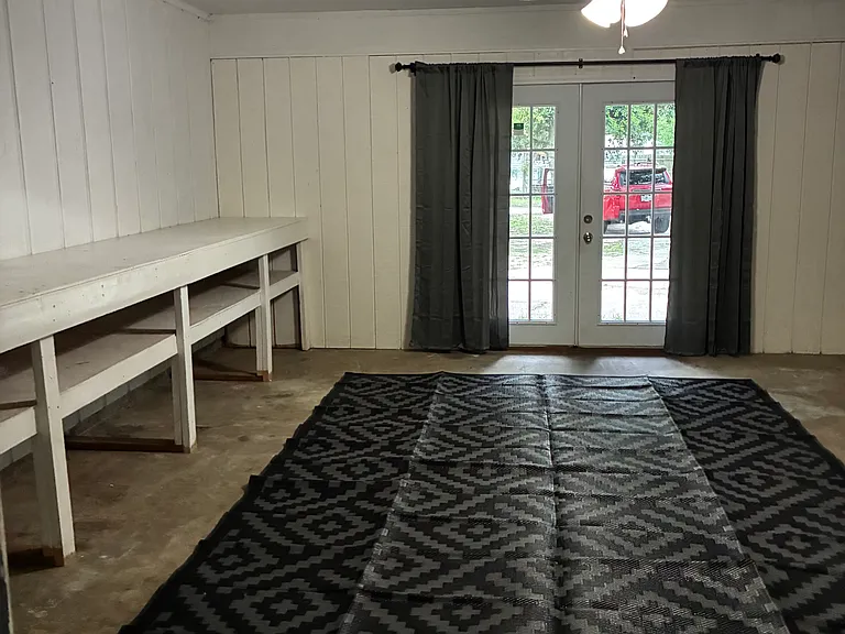285 Willow Ave — Photo 9