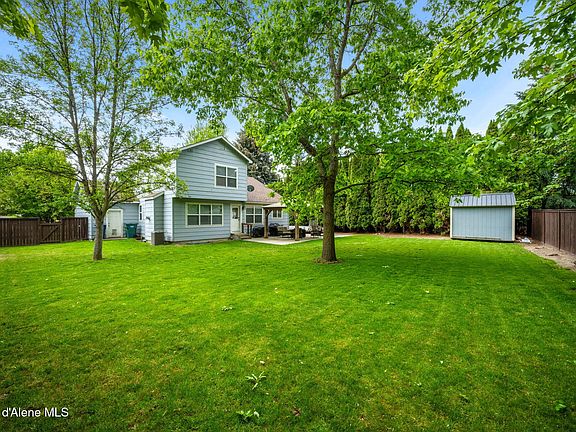 4th image of 5777 N Toulon Dr