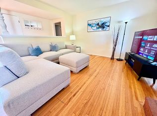 393 N Shattuck Pl, Orange, CA 92866