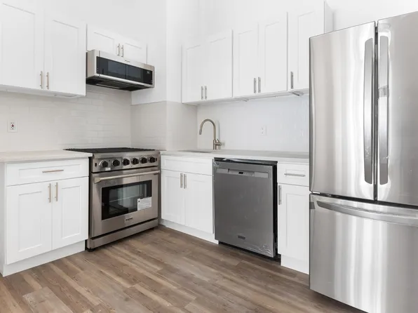 246 Clerk Street image 8 of 27