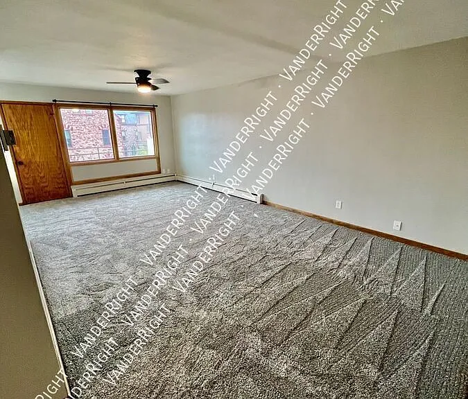 Carriage Hills Apartments — Photo 38