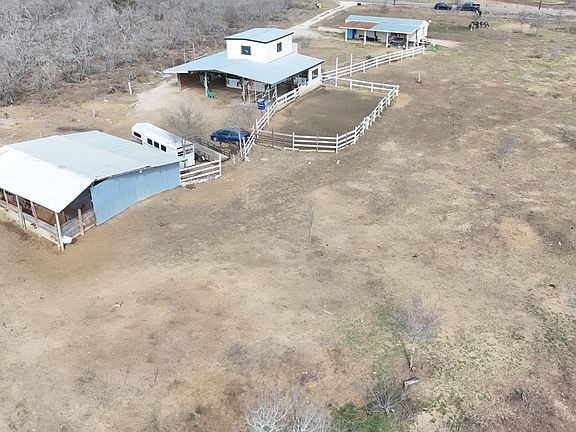 4th image of 2690 County Road 466