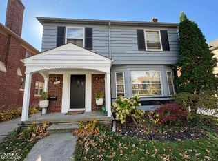 281 Moran Rd, Grosse Pointe Farms, MI 48236