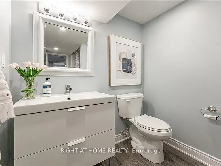118 Briarwood Cres — Photo 10