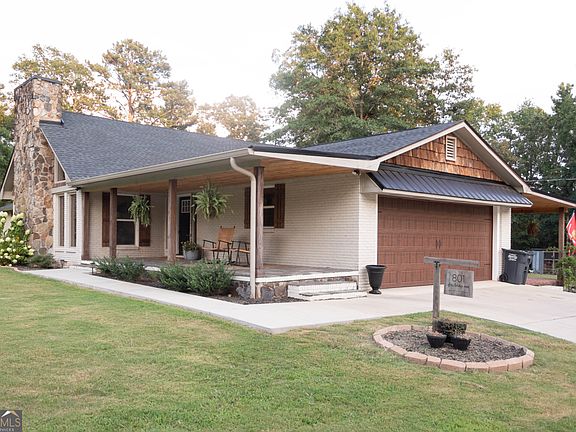 2nd image of 801 Glass Bridge Rd