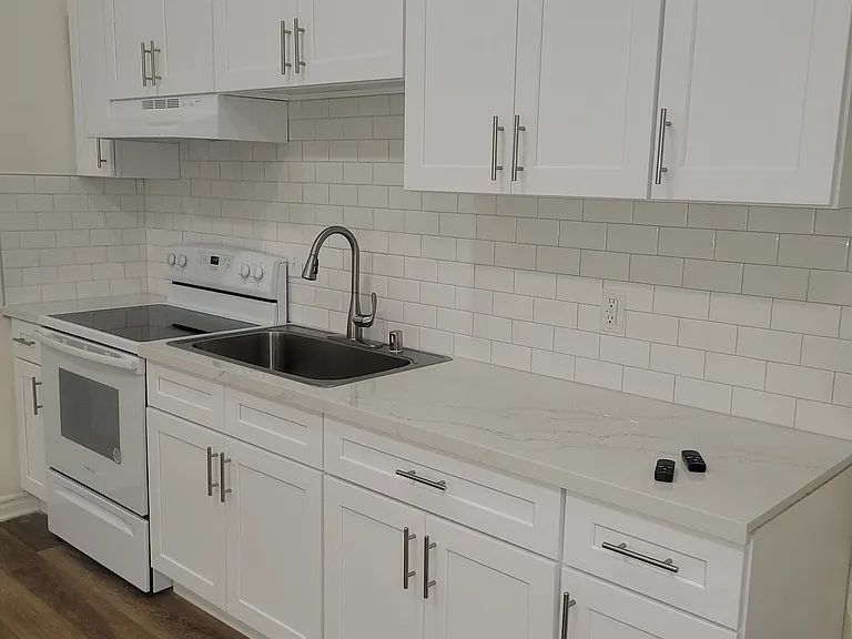 Exotic Isla Apartments — Photo 5