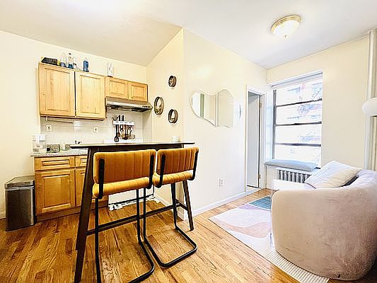 1st image of 371 Broome St #16B
