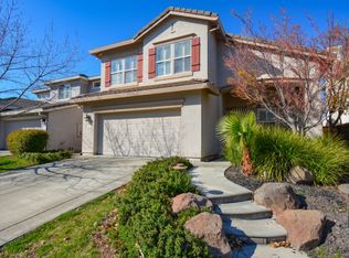 30 Ainger Cir, Sacramento, CA 95835
