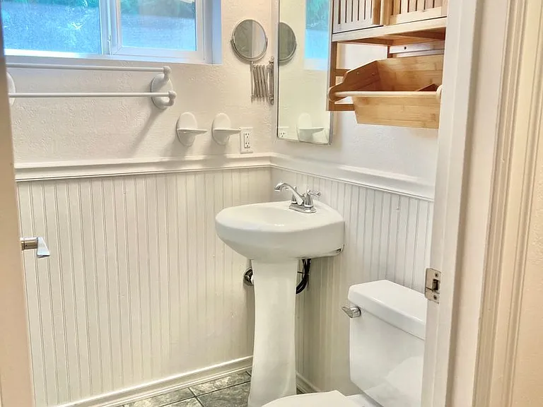 1725 Union Ave SE — Photo 41