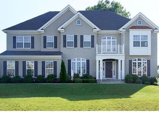 53 Curtmantle Rd, Mickleton, NJ 08056