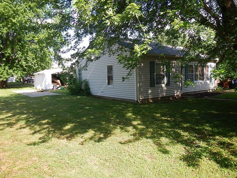 2nd image of 2234 Wilson Dr