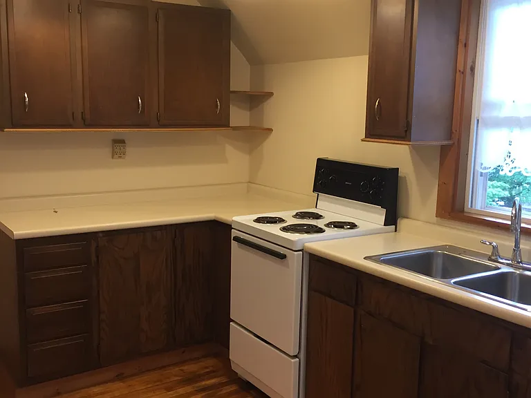 66 Crescent St #3 — Photo 3