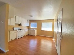 11305 Aztec Ln APT C, Adelanto, CA 92301