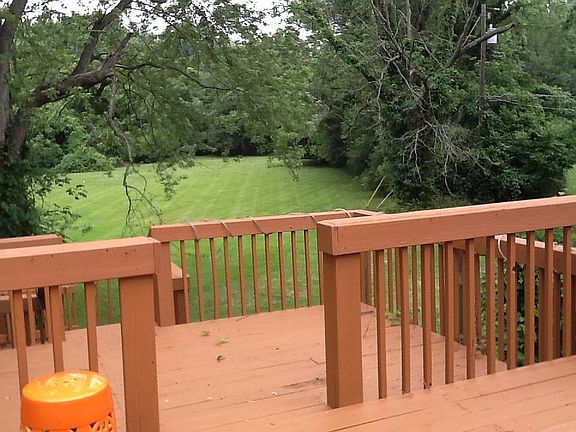 3rd image of 2710 Bluffwood Dr W