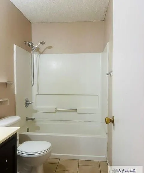2820 Vienna St — Photo 16