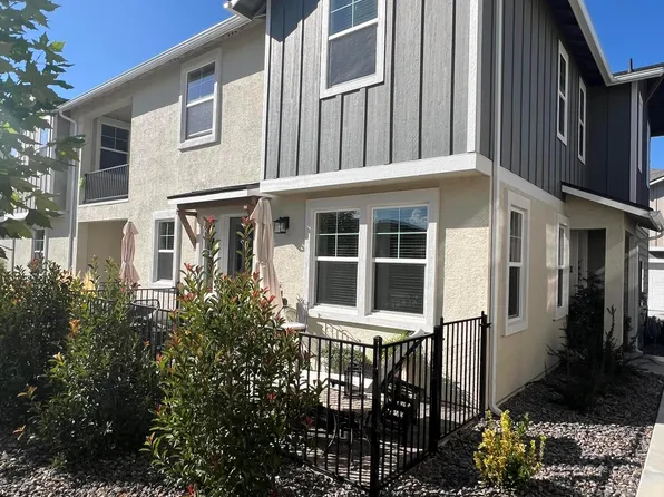 305 Cattail Cir, Gardnerville, NV 89410