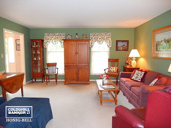 3rd image of 122 Ilehamwood Dr