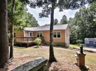 48 Bogue Rd, Weare, NH 03281