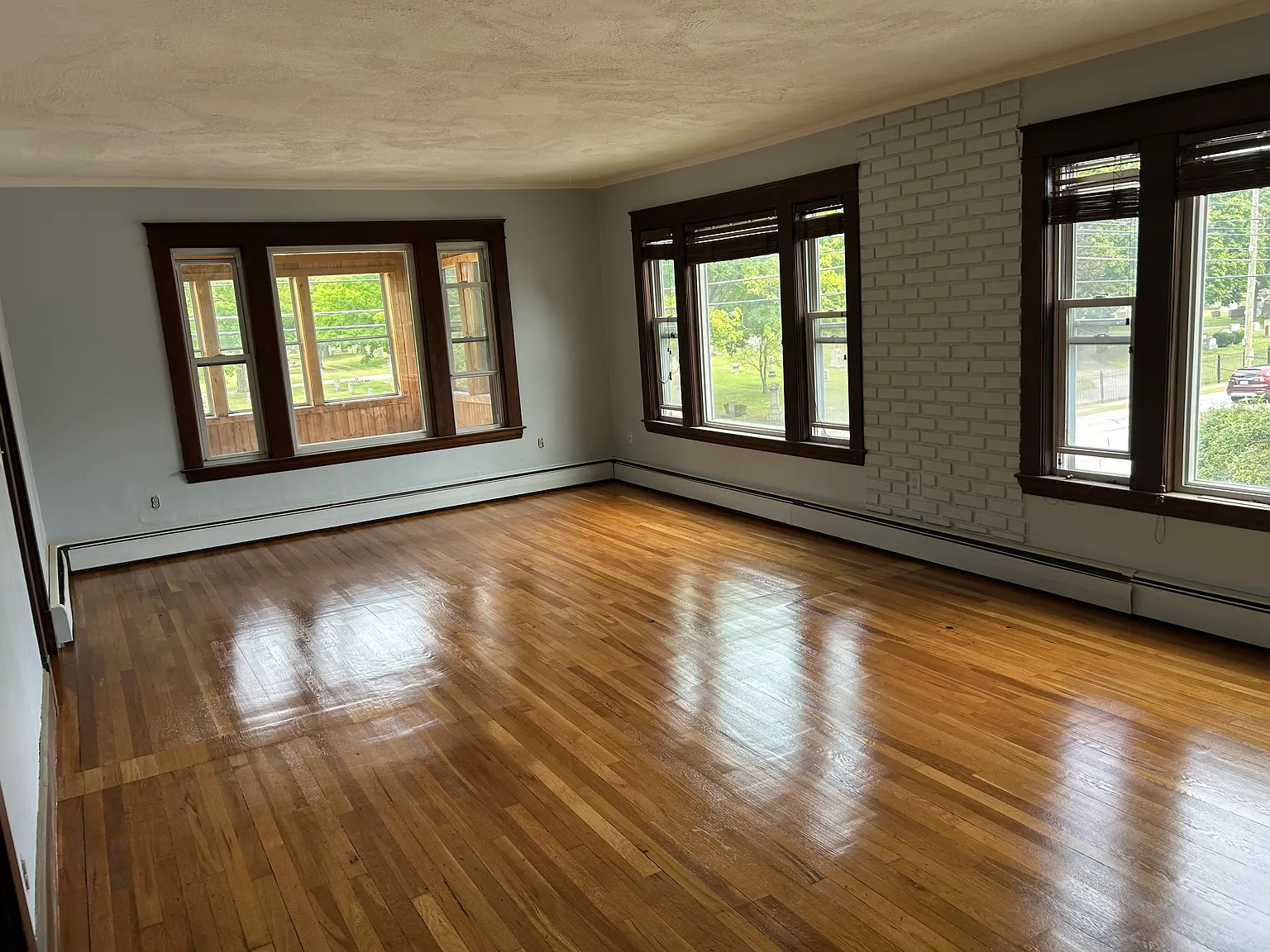 3 bed, 1500 sqft, $2,900 — Photo 3