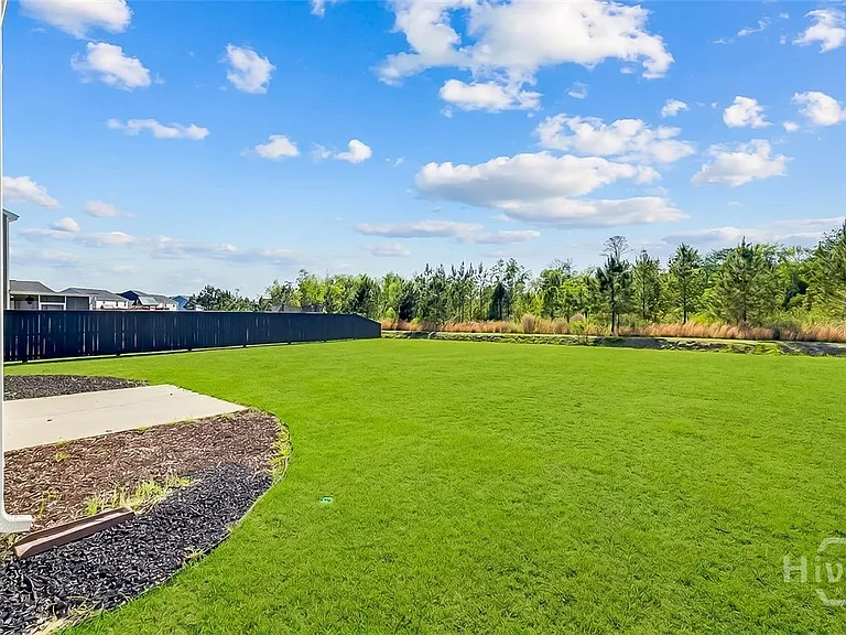 131 Freesia Dr — Photo 35