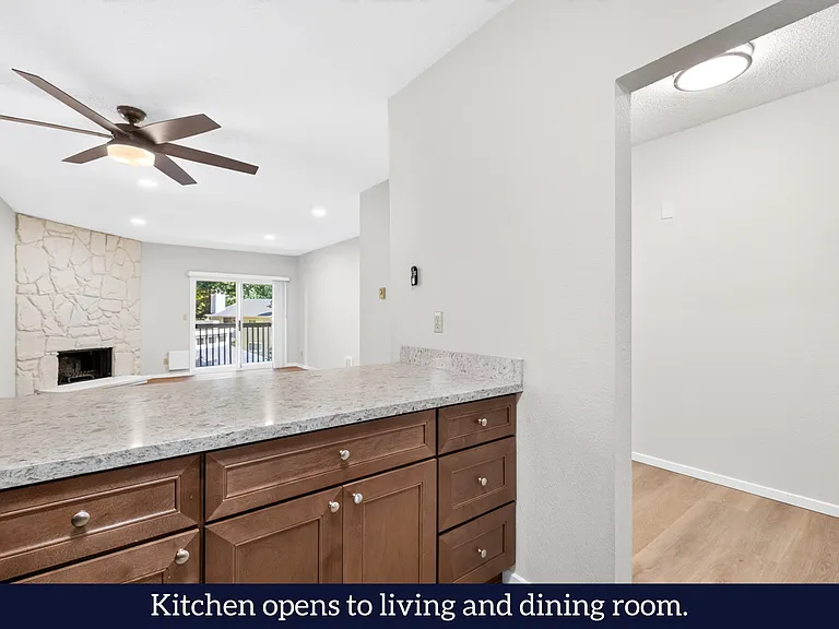 14435 NE 40th St #B201 — Photo 10