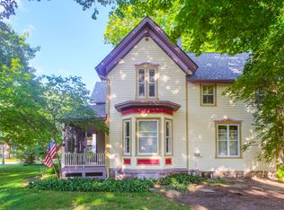 339 W Bridge St, Plainwell, MI 49080