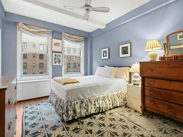 435 East 57th Street image 3 of 8