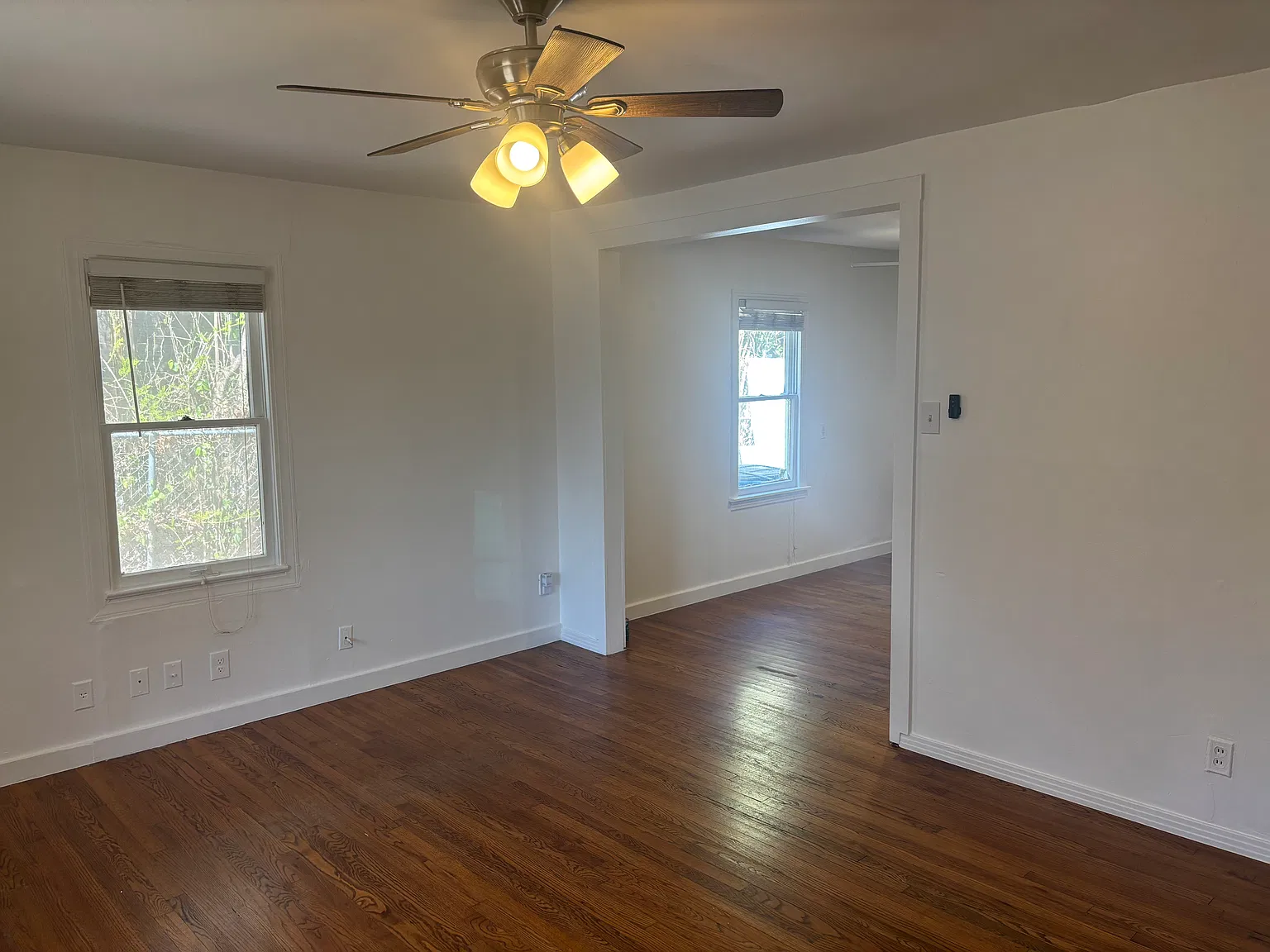 2 bed, 832 sqft, $2,100 — Photo 3