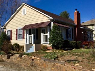 321 E Oak St, Marion, NC 28752