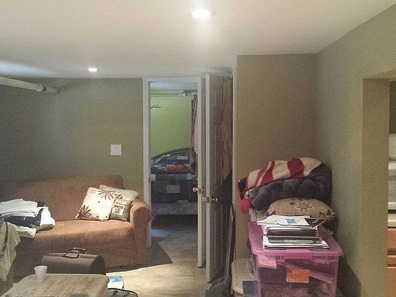 4th image of 208 Nunda Ave