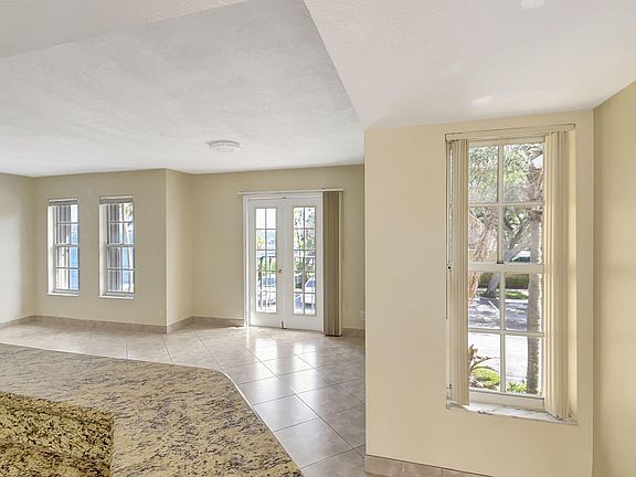 4th image of 1155 Lake Shore Dr APT 205