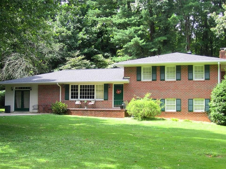 1st image of 761 Holly Dr