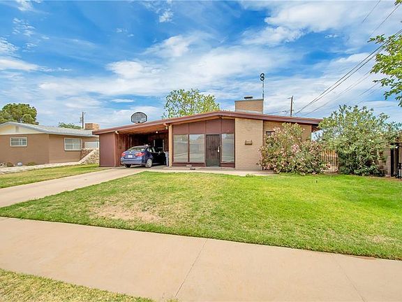 3rd image of 466 Crestwood Pl