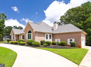 9396 Woodlawn Dr, Douglasville, GA 30135