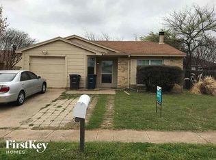 7929 Bermejo Rd, Fort Worth, TX 76112